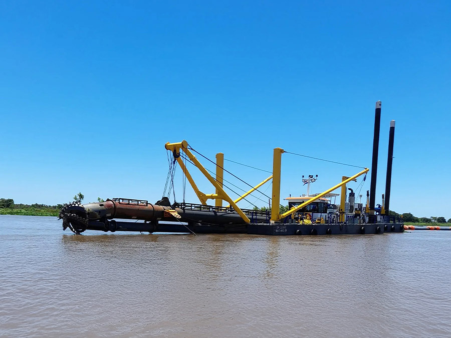 絞吸式挖泥船現(xiàn)場(chǎng)案例